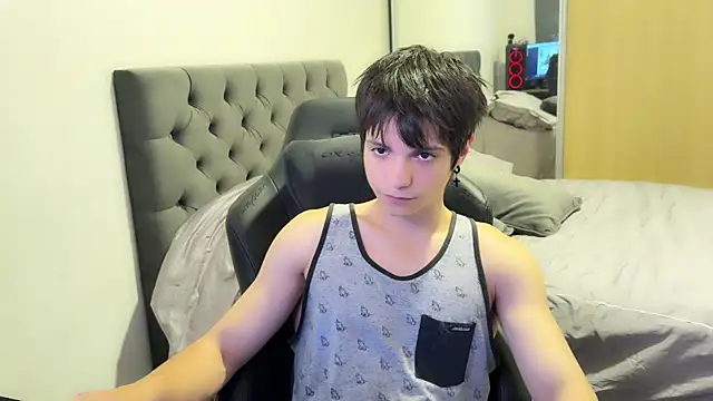 SasukeUhchiaa online show from 02/18/25, 12:48