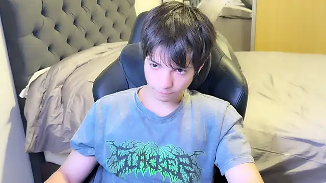 SasukeUhchiaa online show from 02/26/25, 01:08