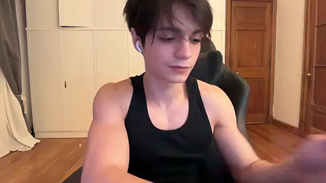 SasukeUhchiaa online show from 12/21/25, 05:25