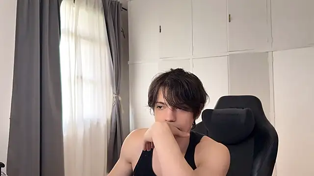 SasukeUhchiaa online show from 03/20/26, 06:13