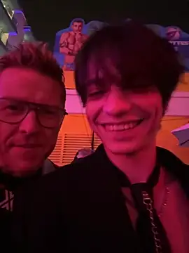 SasukeUhchiaa online show from 04/24/26, 08:44