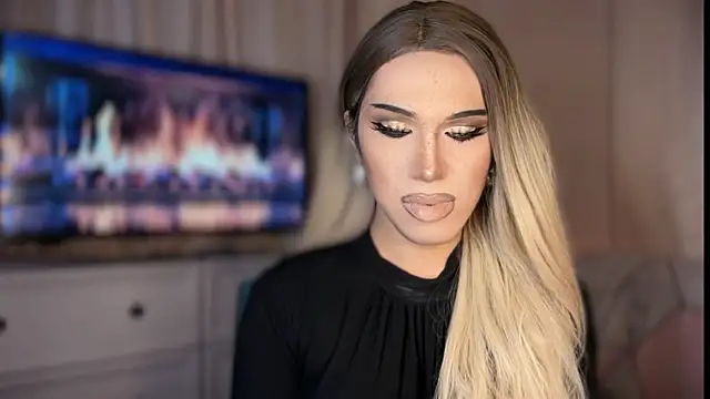 Ts glamxxxx online show from 04/10/26, 11:26