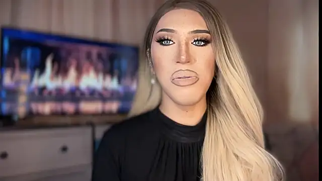 Ts glamxxxx online show from 04/21/26, 01:29