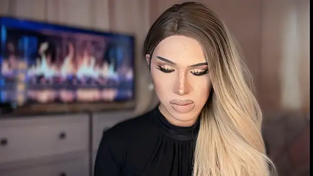 Ts glamxxxx online show from 04/21/26, 01:42