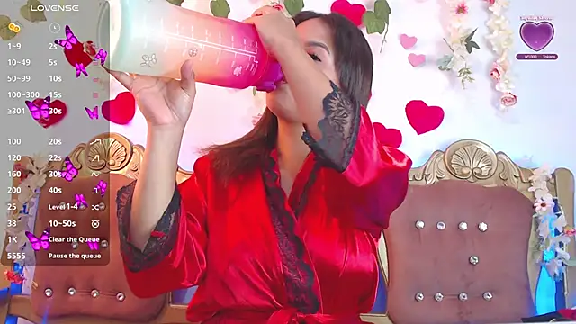 slutty hotwife online show from 03/01/25, 09:51