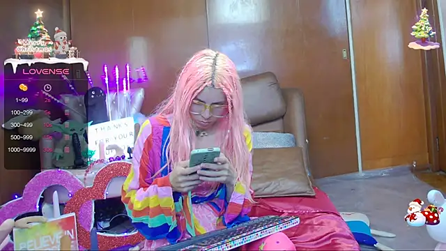 Skinygirl online show from 01/17/25, 10:45