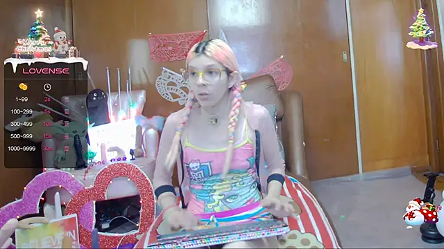 Skinygirl online show from 02/23/25, 12:41