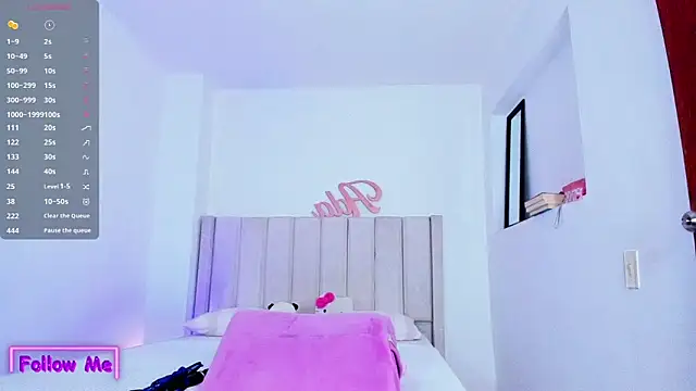 Snapshot of sheirysex_ chatting on 03/13/25, 05:54 sheirysex  online show from 03/13/25, 05:54