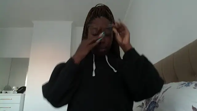 MadamIndigo online show from 12/21/24, 02:26