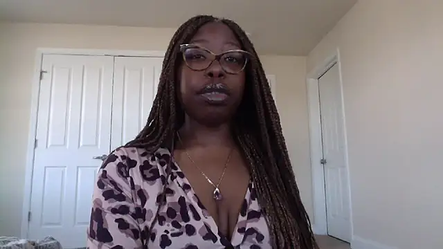 MadamIndigo online show from 03/12/25, 02:56