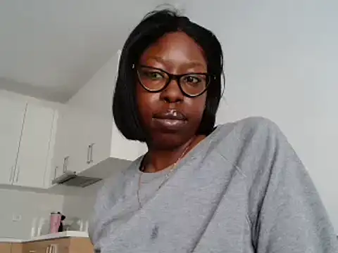 MadamIndigo online show from 10/20/25, 12:38