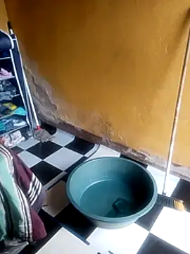 LULE37587001 online show from 11/22/25, 05:17