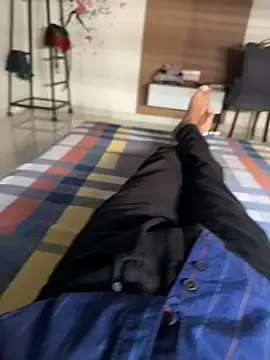 Snapshot of samy6261 chatting on 12/17/25, 09:15 samy6261 online show from 12/17/25, 09:15