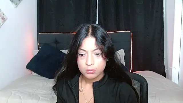 vaness weet online show from 11/17/25, 08:14