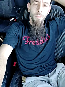 Snapshot of JohnnyFaster chatting on 10/05/25, 08:18 JohnnyFaster online show from 10/05/25, 08:18