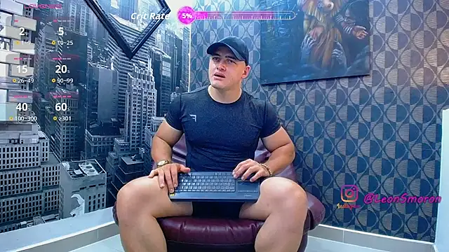 Snapshot of Leonsmoron chatting on 05/08/26, 03:56 Leonsmoron online show from 05/08/26, 03:56