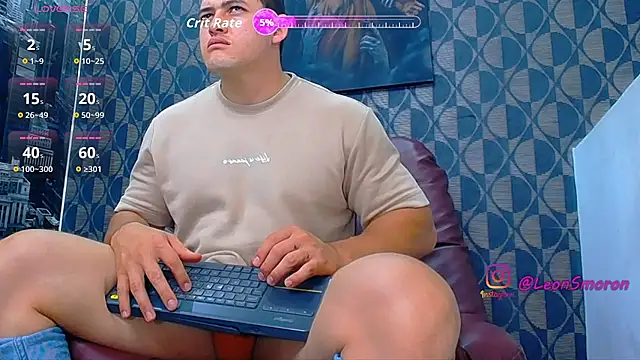 Snapshot of Leonsmoron chatting on 06/23/26, 06:00 Leonsmoron online show from 06/23/26, 06:00