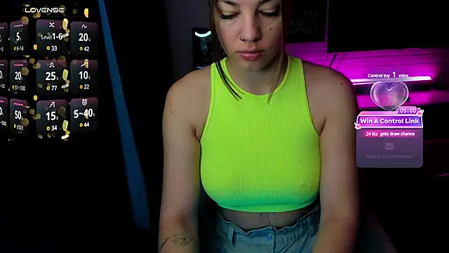 Snapshot of easy_heesey chatting on 01/17/25, 03:23 easy heesey online show from 01/17/25, 03:23