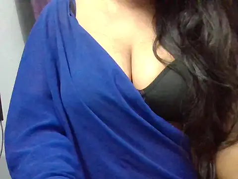 Snapshot of Roopshikha39 chatting on 09/26/25, 06:45 Roopshikha39 online show from 09/26/25, 06:45