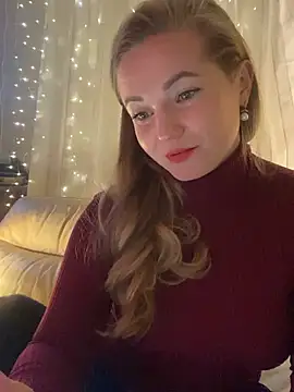 Snapshot of Lady__Maria chatting on 12/15/24, 07:42 Lady Maria online show from 12/15/24, 07:42