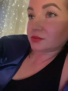 Snapshot of Lady__Maria chatting on 12/17/24, 10:22 Lady Maria online show from 12/17/24, 10:22