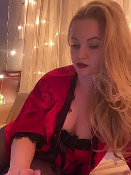 Snapshot of Lady__Maria chatting on 02/07/25, 03:52 Lady Maria online show from 02/07/25, 03:52