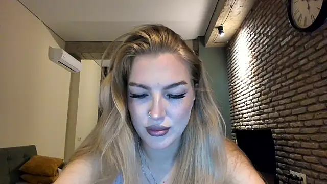fifteenpoem online show from 06/23/26, 02:20
