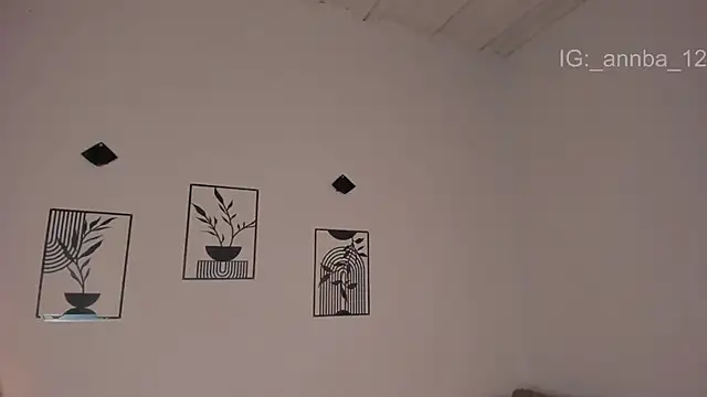 annie barozzi online show from 04/23/26, 01:24