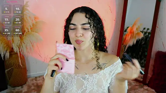 Snapshot of merida_bell18 chatting on 11/22/25, 11:15 merida bell18 online show from 11/22/25, 11:15