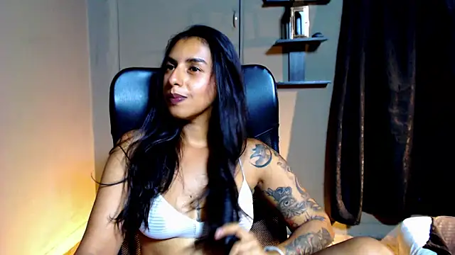 Snapshot of Desipleasure chatting on 02/01/25, 08:47 Desipleasure online show from 02/01/25, 08:47