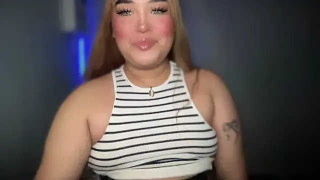 Snapshot of MissCataleyaxxx chatting on 09/15/25, 01:05 MissCataleyaxxx online show from 09/15/25, 01:05