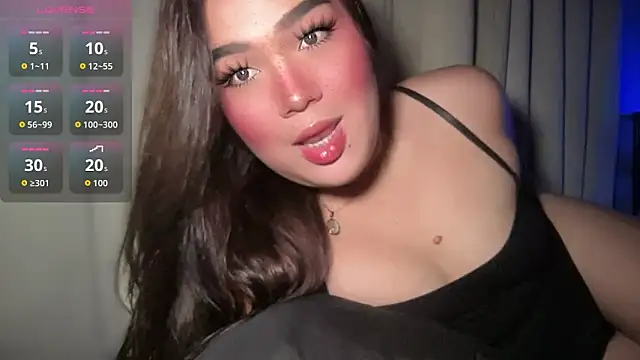 Snapshot of MissCataleyaxxx chatting on 04/25/26, 03:42 MissCataleyaxxx online show from 04/25/26, 03:42