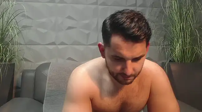 Antoniodiamond online show from 02/08/25, 08:10