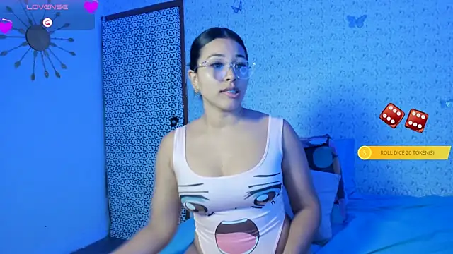 caylinhot7 online show from 10/18/25, 05:32