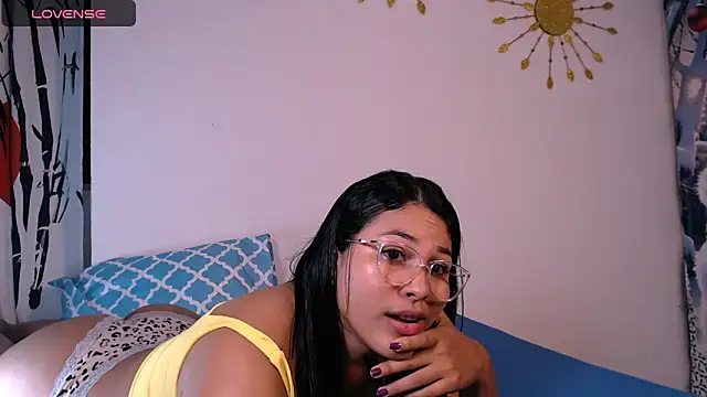 caylinhot7 online show from 03/11/26, 05:02