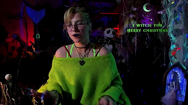 Snapshot of Scarlett_Wanner chatting on 12/24/24, 07:33 Scarlett Wanner online show from 12/24/24, 07:33