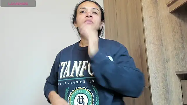 Bessie32 online show from 03/14/25, 10:50