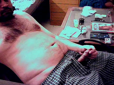 aksxi1 online show from 11/21/25, 01:43