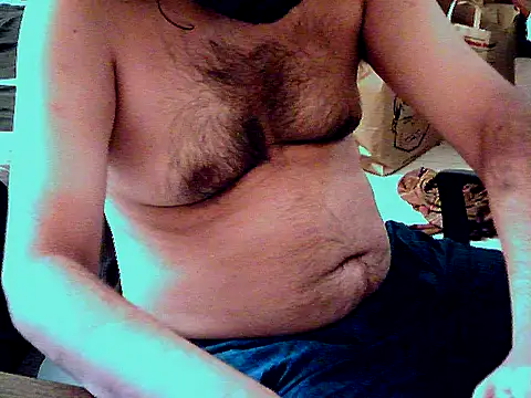 aksxi1 online show from 01/06/26, 05:22