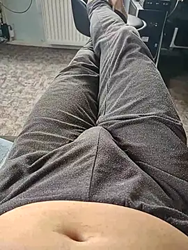 kiam471 online show from 04/01/26, 02:03