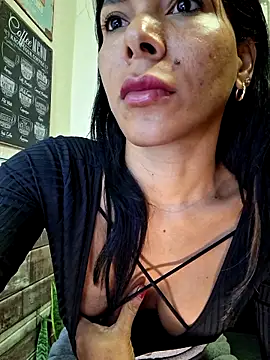 Doll Loren online show from 10/01/25, 03:07