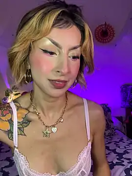 Cinamoonn online show from 10/22/25, 08:30