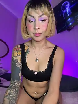 Cinamoonn online show from 04/16/26, 04:08