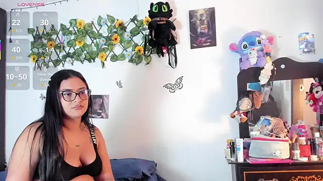 Snapshot of mensia_hernandz chatting on 06/26/26, 01:04 mensia hernandz online show from 06/26/26, 01:04