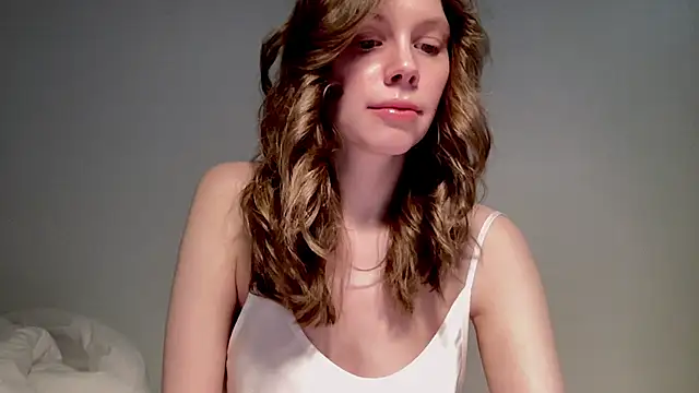 Nikki Mimimi online show from 03/04/25, 10:13