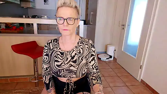 German Milf online show from 01/13/25, 01:39