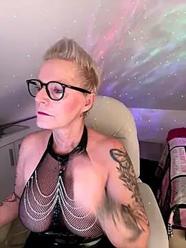 German Milf online show from 11/04/25, 01:54