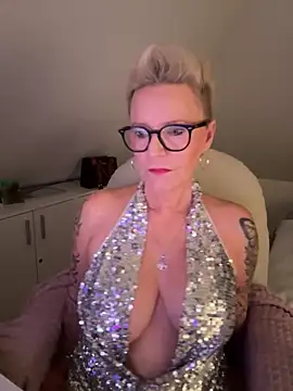 German Milf online show from 11/27/25, 02:41