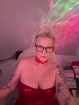 German Milf online show from 12/02/25, 02:12