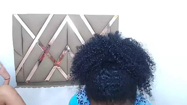 lizeth keilyn online show from 04/22/26, 02:29